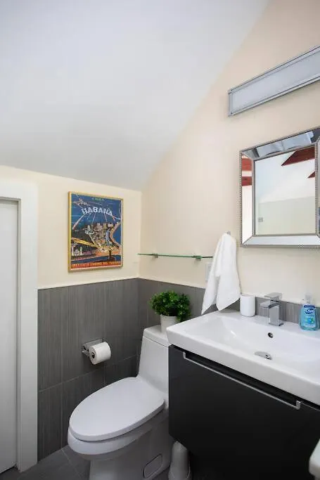 Old Town Home A Short Walk To Duval Couples Oasis Key West Dom wakacyjny